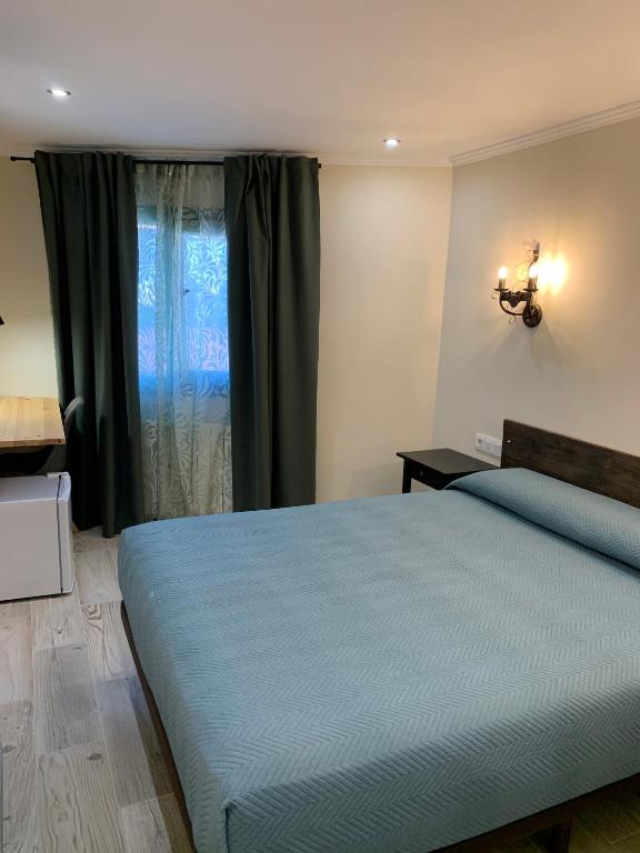Milana Girona 302